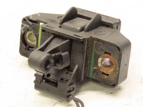 Tailgate lock RENAULT CLIO II (BB_, CB_) 1.2 LPG | BP29643835C101