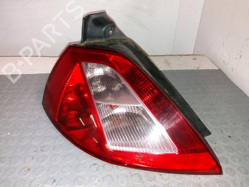 Feu arrière gauche RENAULT MEGANE II (BM0/1_, CM0/1_) 2.0 16V (BM0U, CM0U) (135 hp) 12564338