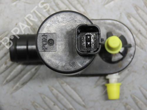 Used Washer pump PEUGEOT 3008 II SUV (MC_, MR_, MJ_, M4_) 1.2 THP/ PureTech 130 (MRHNSM, MRHNSU, MRHNSJ, MRHNYW,... (131 hp) 25885742