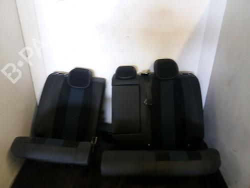 Sitze Komplett für Sitze Komplett PEUGEOT 308 SW II (LC_, LJ_, LR_, LX_, L4_) 1.5 BlueHDi 130 (131 hp) 36483247 36483247
