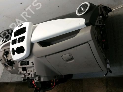 Used Dashboard RENAULT ZOE (BFM_) ZOE (88 hp) 9383692