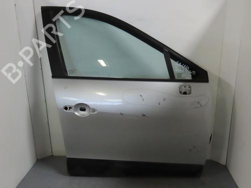 Right front door RENAULT SCÉNIC III (JZ0/1_) 1.5 dCi (106 hp) 801008349R