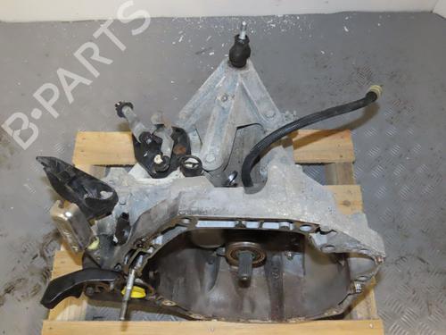 Used Gearbox DACIA SANDERO 1.5 dCi (86 hp) 20099933