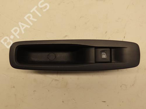 Used Right rear window switch RENAULT MEGANE IV Hatchback (B9A/M/N_) 1.2 TCe 130 (B9MR) (130 hp) 29380274