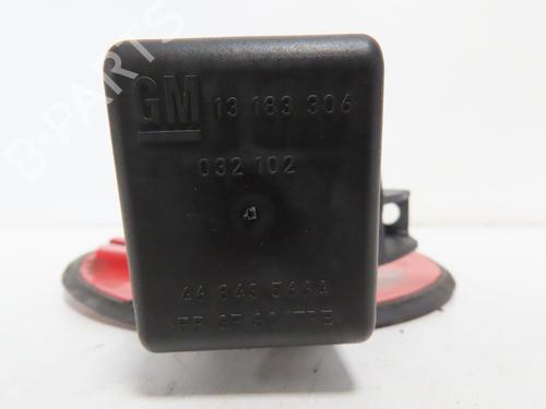 fuel-flap-opel-corsa-e-x15-2014-32223721 main image