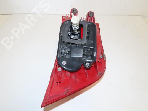 Left taillight VW PASSAT B7 Variant (365) 1.6 TDI | BP33031642C34 - Image 2
