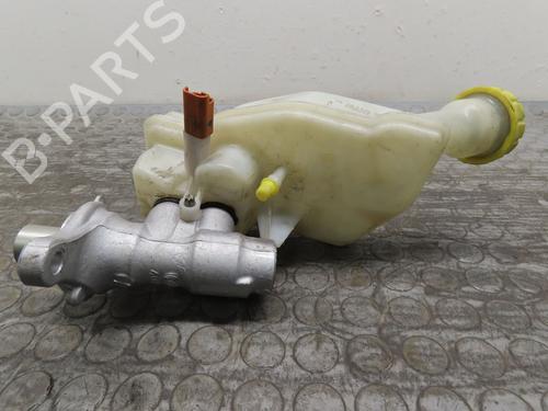 Used Brake master cylinder CITROËN C3 Picasso (SH_) 1.6 HDi (90 hp) 17778488