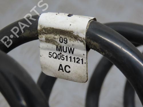 Shock absorber spring VW GOLF VII (5G1, BQ1, BE1, BE2) 1.6 TDI | BP27488281C152 