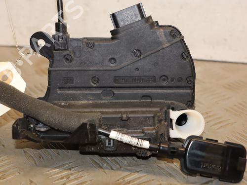 Used Front left lock Front left lock 37276564 37276564