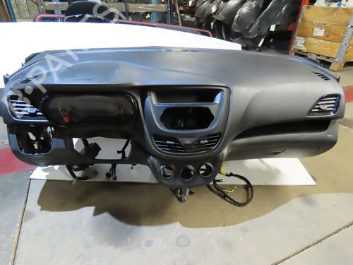 Dashboard OPEL KARL (C16) 1.0 | BP38182699C46 - Image 3