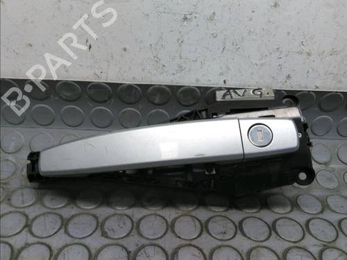 Used Front left exterior door handle OPEL ASTRA J Sports Tourer (P10) 1.7 CDTI (35) (125 hp) 17780854