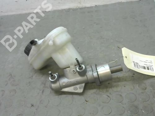Used Brake master cylinder RENAULT TWINGO II (CN0_) 1.2 (CN0D) (58 hp) 9376307