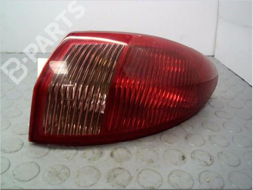 Used Right taillight ALFA ROMEO 147 (937_) 1.9 JTDM 16V (937.AXN1B, 937.BXN1B) (150 hp) 10701291
