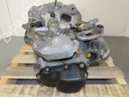 Used Gearbox OPEL CORSA D (S07) 1.3 CDTI (L08, L68) (75 hp) 17777215