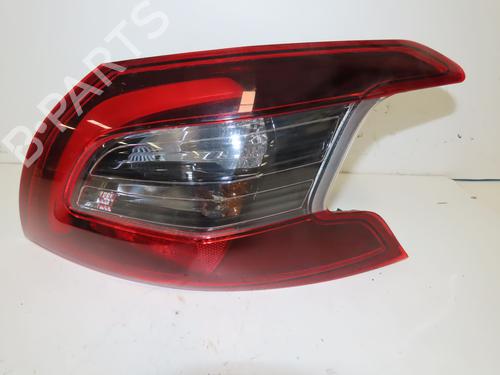 Used Right taillight Right taillight 33562330 33562330