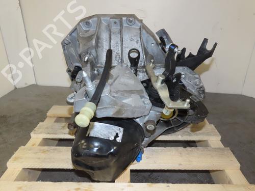Used Gearbox RENAULT TWINGO II (CN0_) 1.5 dCi 90 (86 hp) 27488138
