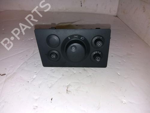 Used Headlight switch OPEL ZAFIRA / ZAFIRA FAMILY B (A05) 1.9 CDTI (M75) (120 hp) 11804456