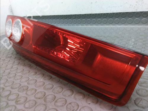 Used Right taillight FORD FIESTA V (JH_, JD_) 1.3 (69 hp) 17782680
