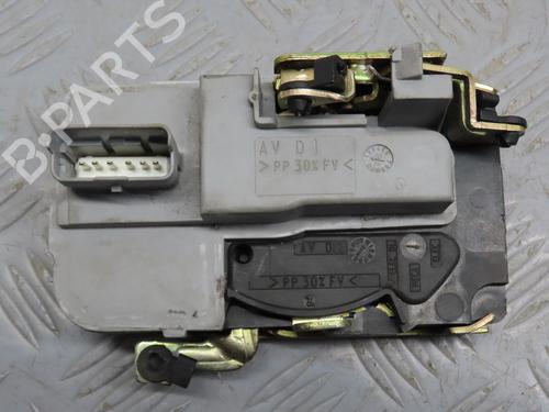 front-right-lock-peugeot-206-hatchback-2ac-14-i-9136s7-1998-1999-2000-2001-2002-2003-2004-2005-2006-2007-2008-2009-2010-2011-2012-18837347 main image