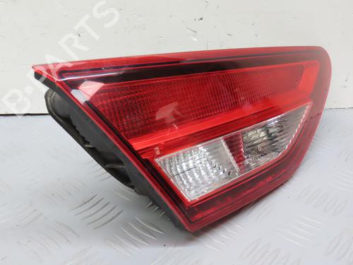 Feu de coffre gauche SEAT LEON (5F1) 2.0 TDI (150 hp) 31030684