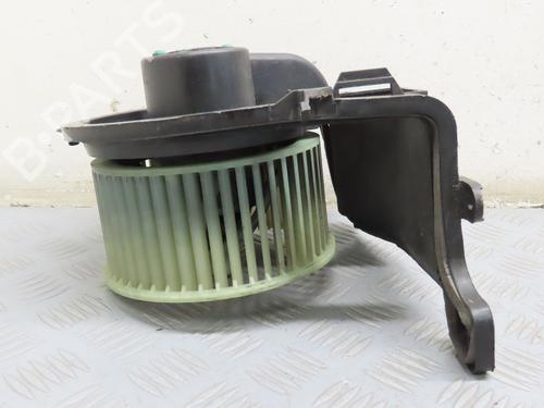 Used Heater blower motor RENAULT CLIO II (BB_, CB_) 1.2 (BB0A, BB0F, BB10, BB1K, BB28, BB2D, BB2H, CB0A,... (58 hp) 23561118