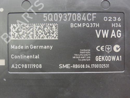 Used Fuse box VW GOLF VII (5G1, BQ1, BE1, BE2) 1.4 GTE Hybrid (204 hp) 29468782