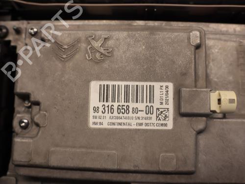 display-monitor-peugeot-expert-van-v_-2016-33744313 main image