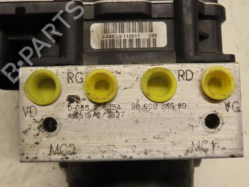 Pompe ABS CITROËN C4 Picasso I MPV (UD_) 1.6 HDi 110 (112 hp) 29414630