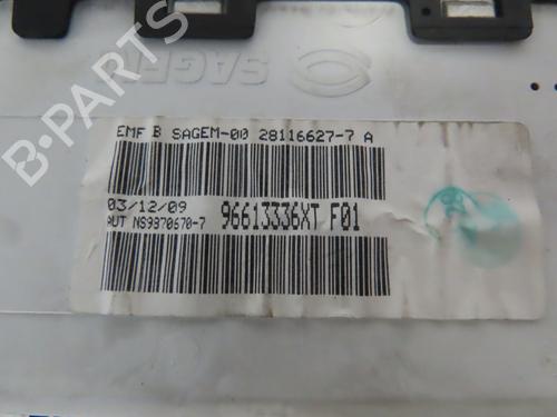 Used Display monitor Display monitor PEUGEOT 206+ (2L_, 2M_) 1.4 HDi eco 70 (68 hp) 33712164 33712164