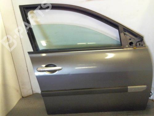 Right front door RENAULT MEGANE II (BM0/1_, CM0/1_) 1.9 dCi (BM0G, CM0G) (120 hp) 9375454