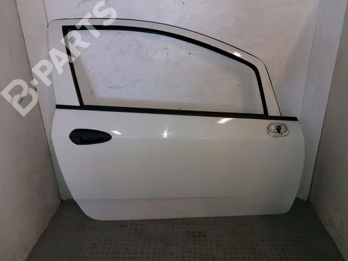 Used Right front door FIAT GRANDE PUNTO (199_) 1.2 (65 hp) 9379928