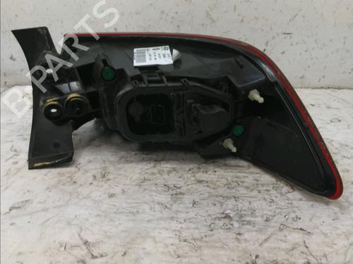 Used Right taillight RENAULT CLIO IV (BH_) 1.2 16V (73 hp) 17782732