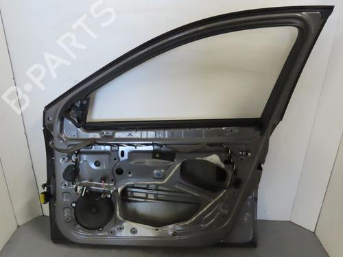 Used Right front door RENAULT LAGUNA III (BT0/1) 2.0 16V (BT05, BT0F, BT0W) (140 hp) 18017864