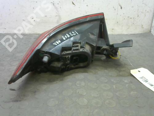 Used Right taillight RENAULT CLIO IV (BH_) 1.5 dCi 90 (90 hp) 9376474