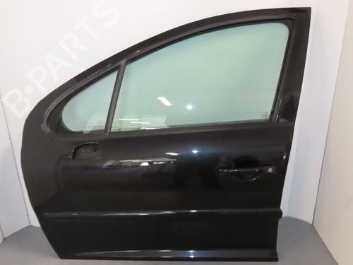 Used Left front door Left front door 17781025 17781025