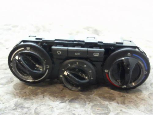 Used Climate control PEUGEOT 208 I (CA_, CC_) 1.6 HDi / BlueHDi 75 (75 hp) 9381426