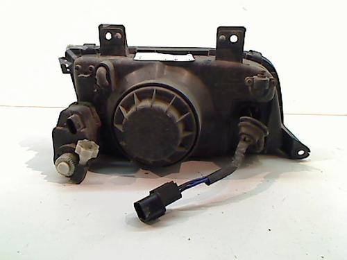 Left headlight KIA SPORTAGE SUV (K00) 2.0 i 16V 4WD | BP23155741C28