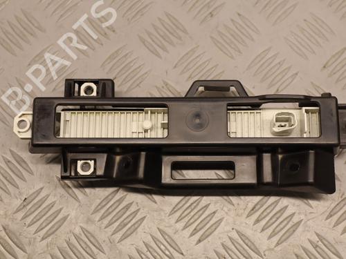 Højre positionslygte Højre positionslygte PEUGEOT 108 1.0 VTi 72 (72 hp) 33769760 33769760