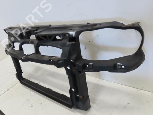 Used Front bumper reinforcement Front bumper reinforcement 29740041 29740041