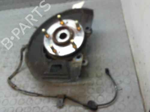 Used Left front steering knuckle HYUNDAI SANTA FÉ I (SM) 2.0 CRDi 4x4 (125 hp) 14883791