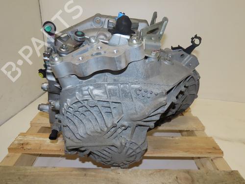 Used Gearbox FIAT 500L (351_, 352_) 1.6 D Multijet (199LYE1B) (120 hp) 29136643
