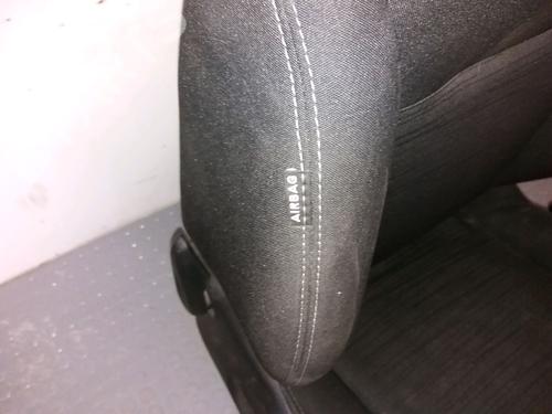 Right front seat PEUGEOT 208 I (CA_, CC_) 1.6 HDi / BlueHDi 75 | BP9383463C16 