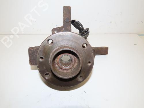 Used Right front steering knuckle Right front steering knuckle RENAULT CLIO III (BR0/1, CR0/1) 1.5 dCi (C/BR0G, C/BR1G) (68 hp) 33415897 33415897