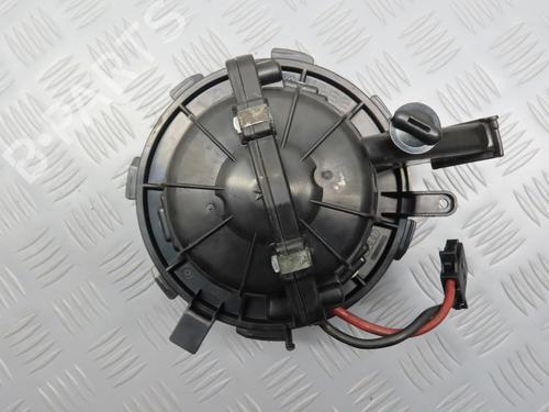 Used Heater blower motor AUDI A4 B8 (8K2) 2.0 TDI (143 hp) 30824986