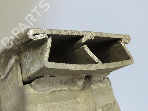 Used Rear bumper reinforcement PEUGEOT 308 II (LB_, LP_, LW_, LH_, L3_) 1.6 GTi (L35GNH) (272 hp) 27331699
