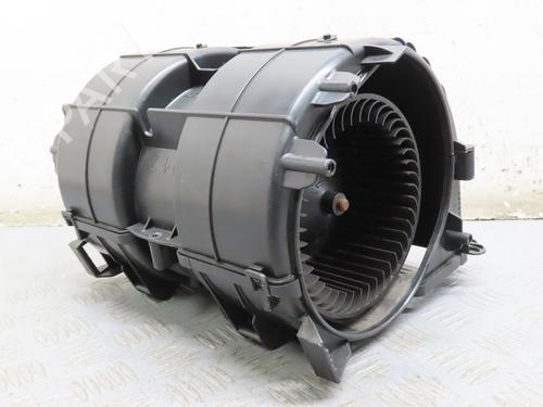Heater blower motor RENAULT SCÉNIC III (JZ0/1_) 1.5 dCi | BP27187679M62
