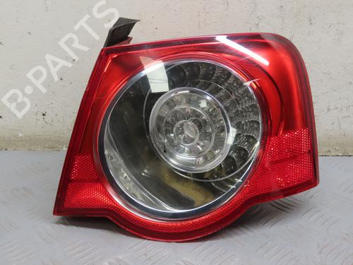 Right taillight VW PASSAT B6 (3C2) 2.0 TDI 16V | BP27488906C35