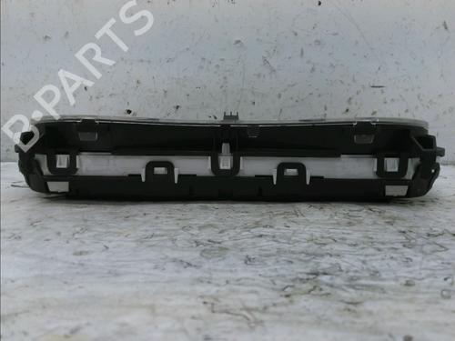 Used Instrument cluster RENAULT CLIO III (BR0/1, CR0/1) 1.2 16V (BR02, BR0J, BR11, CR02, CR0J, CR11) (75 hp) 17779759