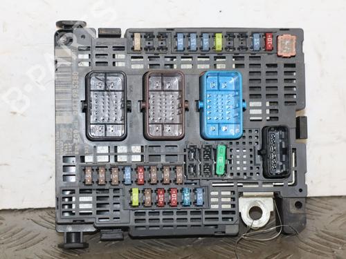 Used Fuse box Fuse box PEUGEOT 508 I (8D_) 2.0 BlueHDi 180 (180 hp) 40615064 40615064