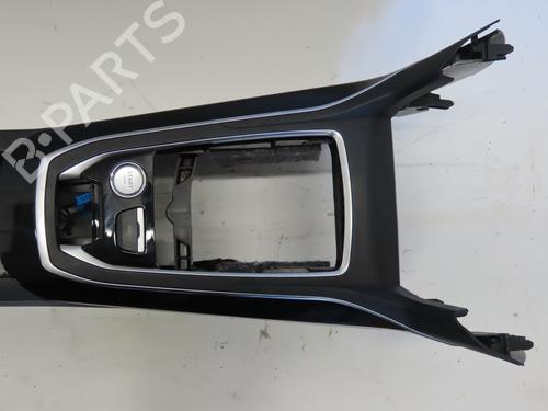 Console centrale PEUGEOT 308 II (LB_, LP_, LW_, LH_, L3_) 1.6 GTi (L35GNH) (272 hp) 27331643